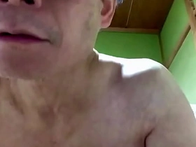 ゲイの日本人がオナニーを公開 gay asian sleep porn