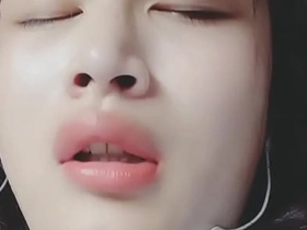 中国伪娘宿舍床帘内自慰淫叫 japanese older gay porn